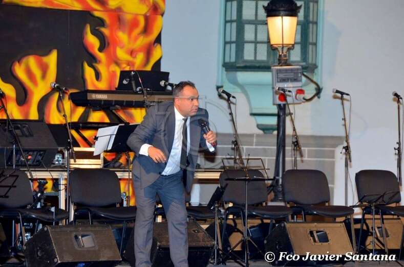 Un momento de la actuación de Maestro Florido (Foto TA)